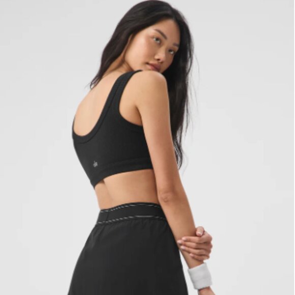 NWOT Alo Yoga Wellness Bra in Black Size M - Picture 1 of 7